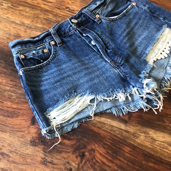 We The Free Destroyed Denim Button Up Shorts - Picture 3 of 11